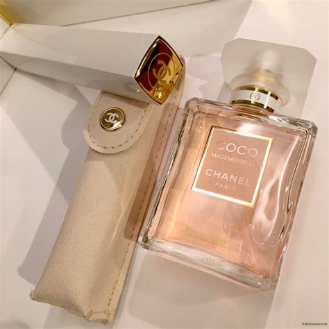 profumo mademoiselle chanel opinioni